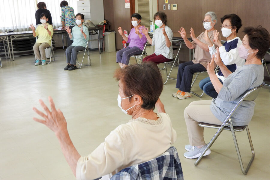 東陶器支部が健康体操講習会を開催