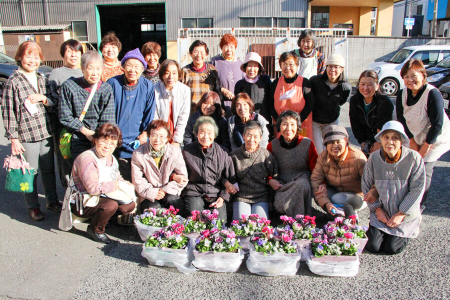 中央支部「寄せ植え講習会」を開催