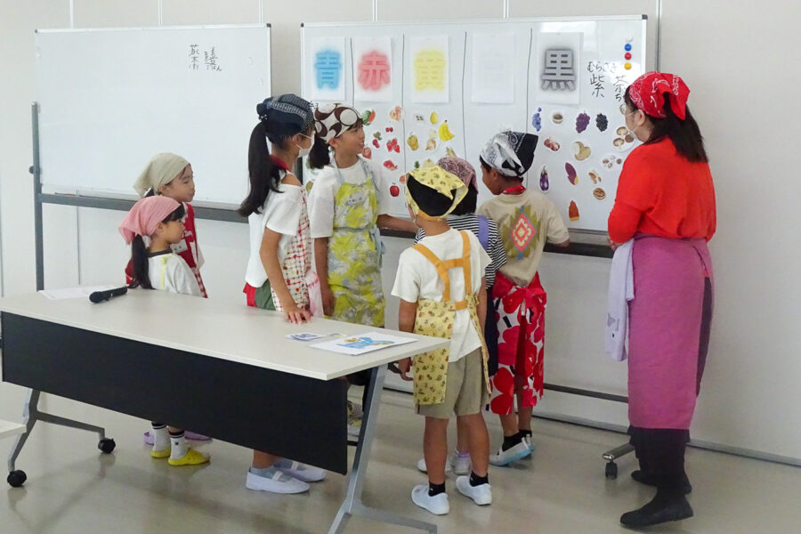 夏休み親子料理教室を開催
