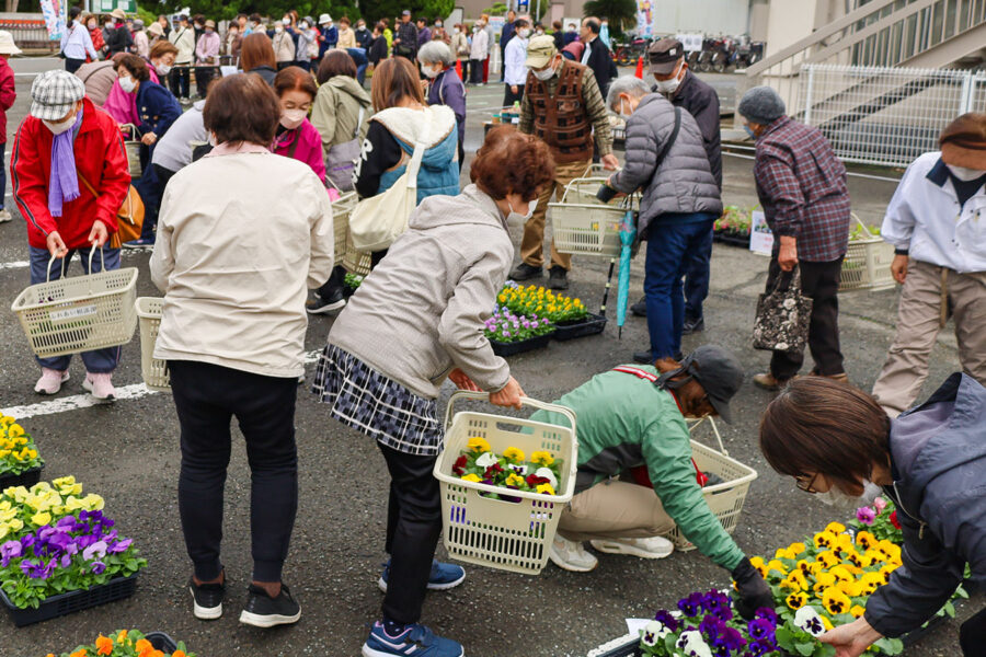 花き類の販売と特殊詐欺被害防止注意喚起