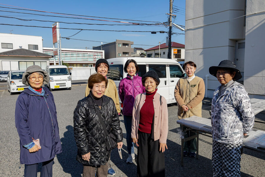 鳳支部が寄せ植え講習会を開催
