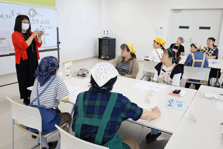 フレッシュミズが梅雨の薬膳料理教室を開催